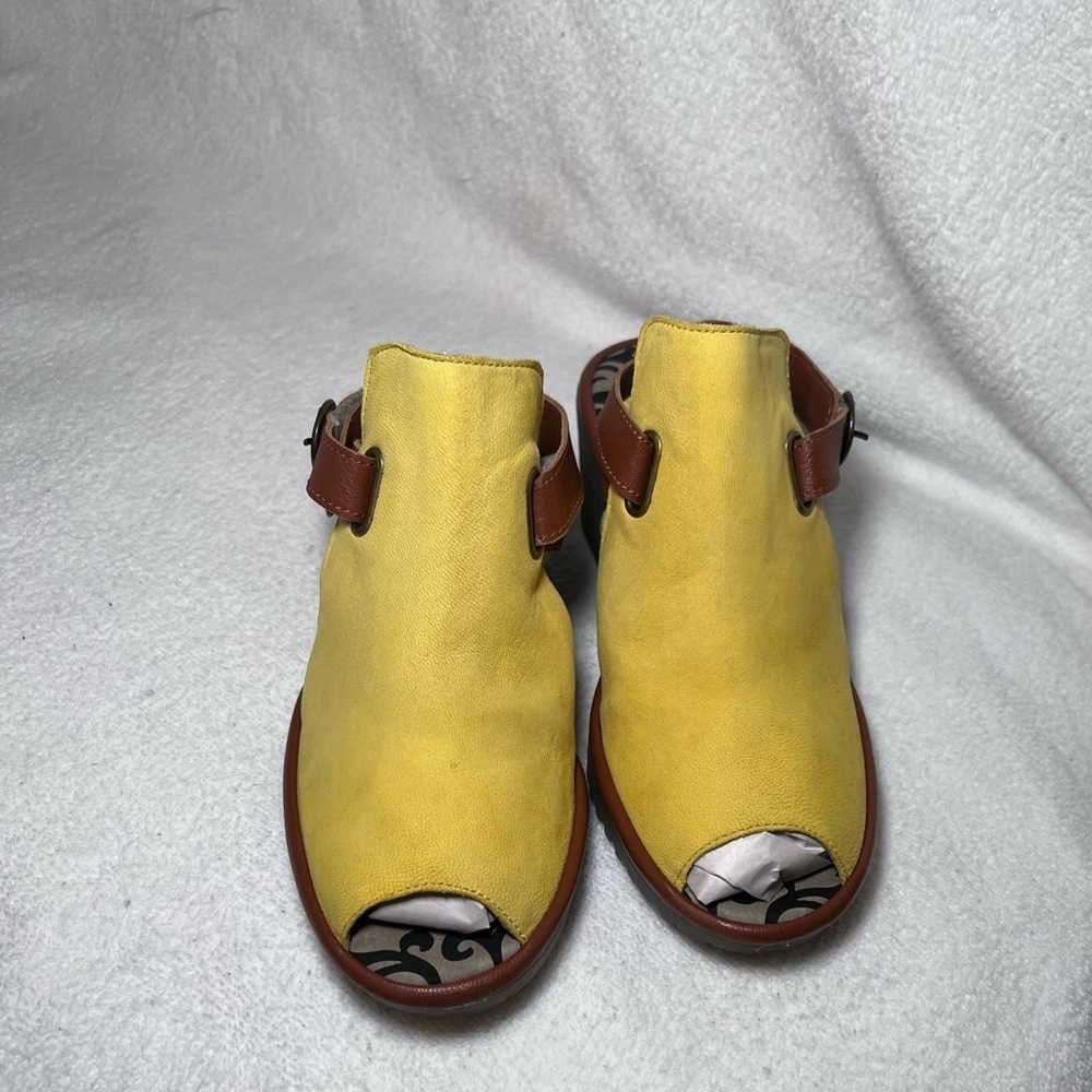 FLY London - Leather heeled sandals - Wena - Burnt yellow -EU38w USA 7  7.5 - Picture 6 of 12